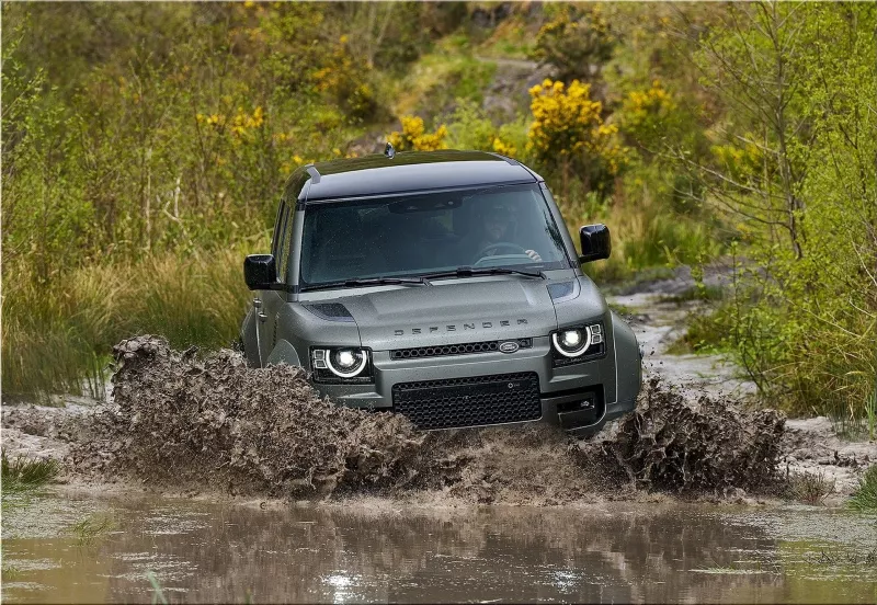 Land Rover Defender Octa