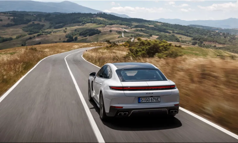 2025 Porsche Panamera: Turbo S E-Hybrid vs. GTS - Power, Luxury, & Efficiency