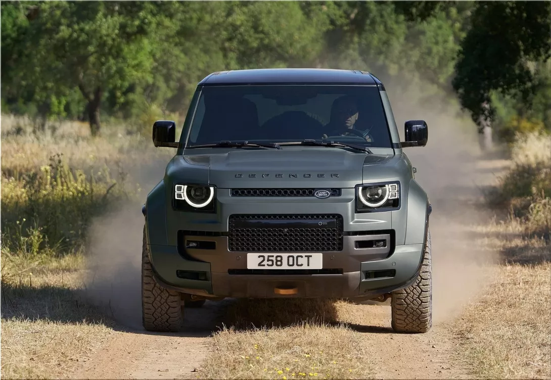 Unveiling the Beast: A Detailed Look at the 2024 Land Rover Defender Octa