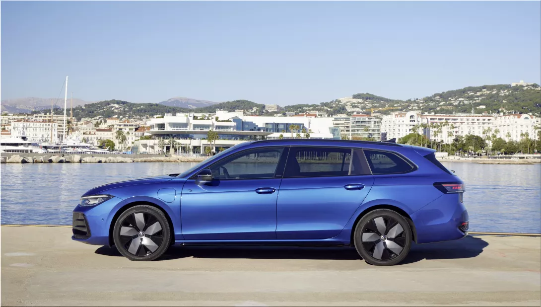 Volkswagen Passat Earns Top Safety Marks in Euro NCAP Assessment